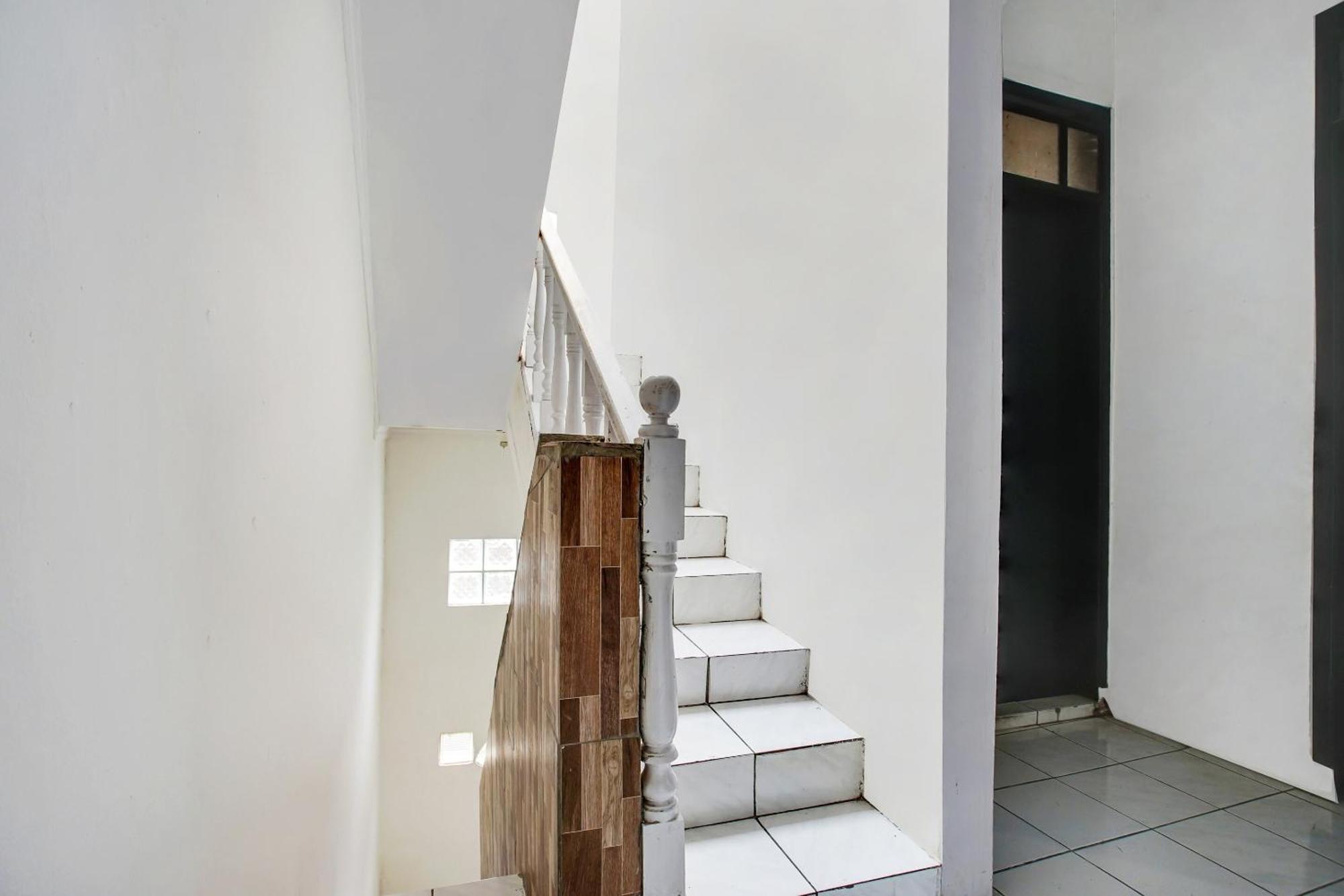 Spot On 91117 Sriwijaya Residence Syariah Bandung Ngoại thất bức ảnh